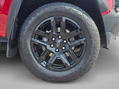 Used 2023 Chevrolet Colorado Trail Boss w/ Advanced Trailering Package AWD/4WD image 9