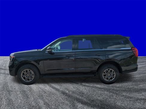 New 2026 Ford Expedition Active RWD image 7