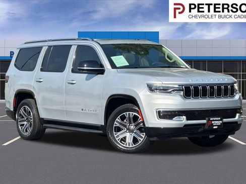 Used 2023 Jeep Wagoneer 4WD w/ Premium Group I image 1