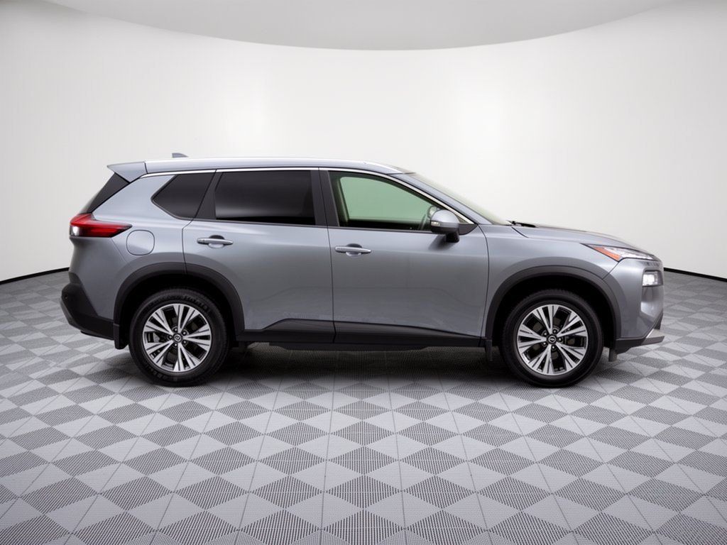Used 2023 Nissan Rogue SV AWD/4WD image 8