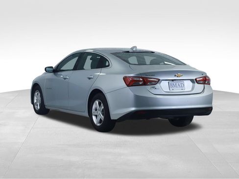 Used 2022 Chevrolet Malibu LT FWD image 9