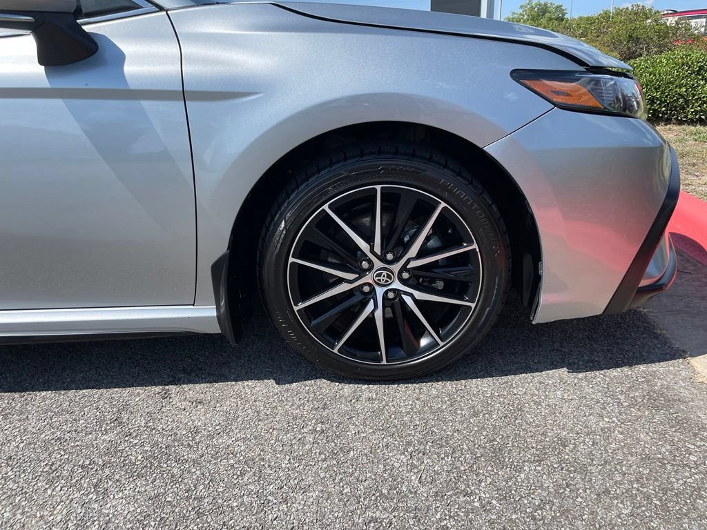 Used 2023 Toyota Camry SE FWD image 29