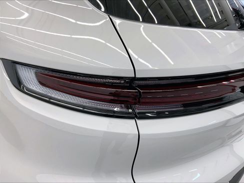 Certified 2024 Porsche Cayenne S AWD/4WD image 30