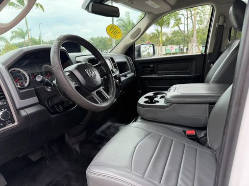Used 2019 RAM 1500 Tradesman AWD/4WD image 23