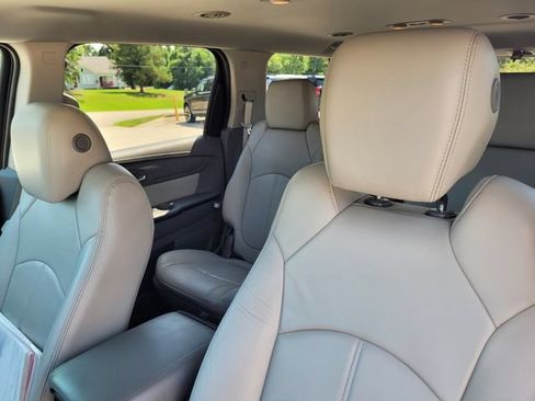 Used 2015 GMC Acadia SLT FWD image 20
