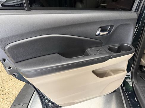 Used 2016 Honda Pilot LX image 18