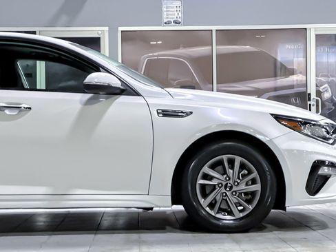 Used 2020 Kia Optima LX FWD image 32