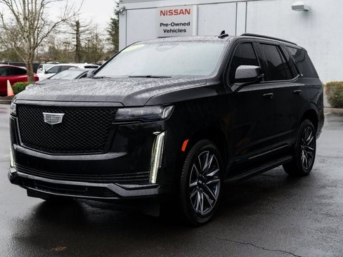 Used 2021 Cadillac Escalade Sport w/ Heavy-Duty Trailer Package image 3