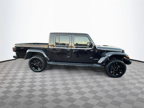 Used 2021 Jeep Gladiator Overland image 5