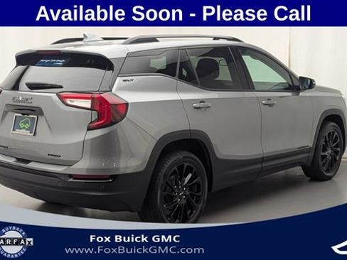 Used 2023 GMC Terrain SLT w/ Tech Package AWD/4WD image 5