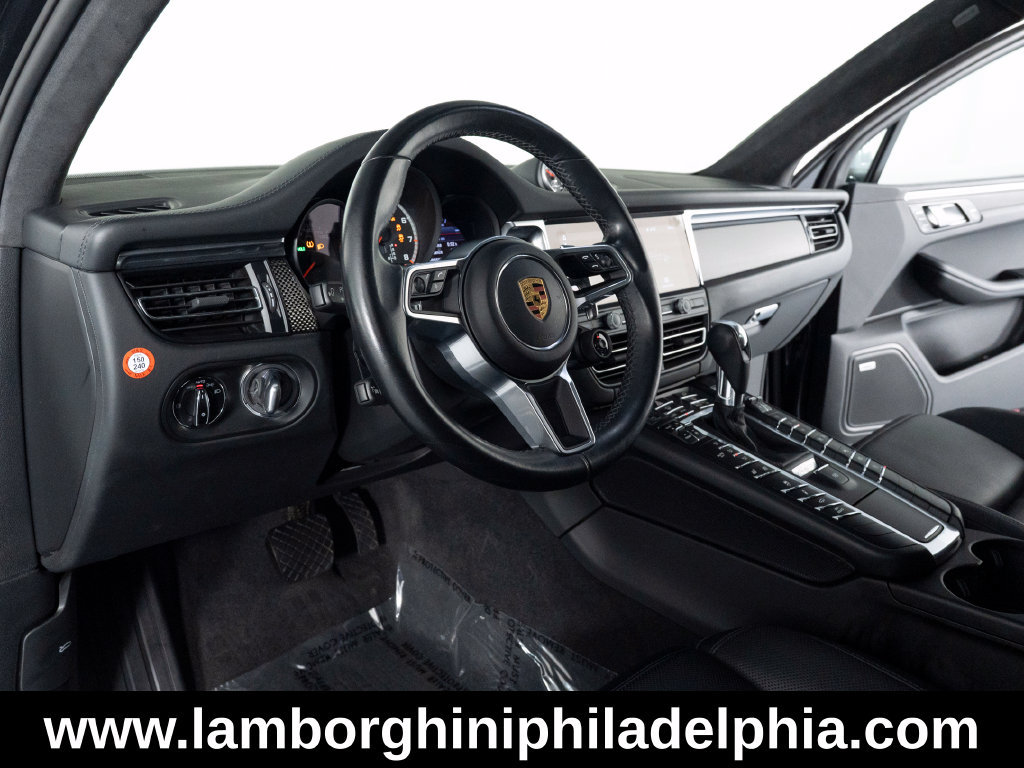Used 2021 Porsche Macan Turbo AWD/4WD image 9