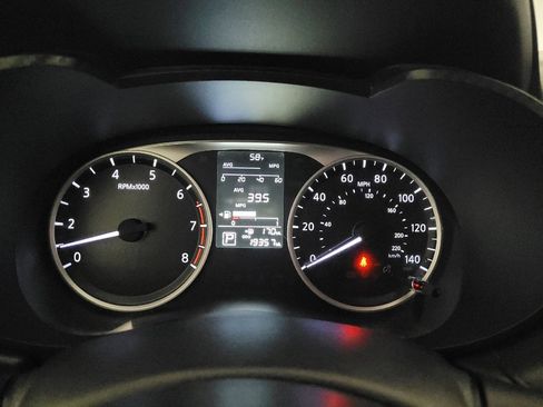 Used 2025 Nissan Versa S w/ Trunk Package FWD image 23