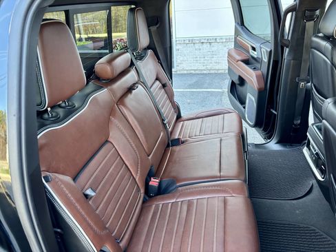 Used 2023 GMC Sierra 1500 Denali Ultimate image 56