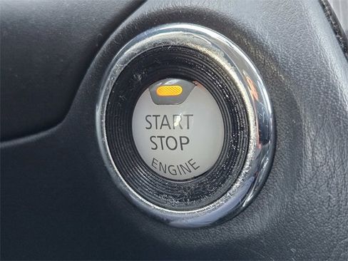 Used 2017 INFINITI QX60 AWD w/ Premium Package image 24