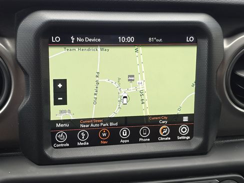 Used 2022 Jeep Gladiator Sport AWD/4WD image 17