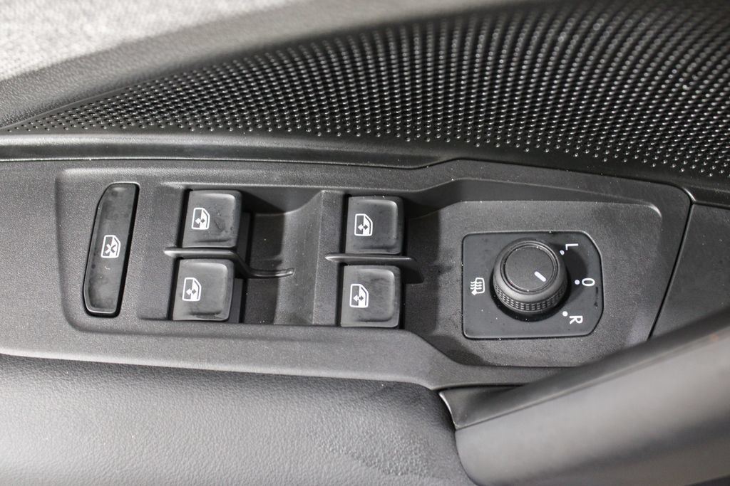 Certified 2026 Volkswagen Tiguan S FWD image 16