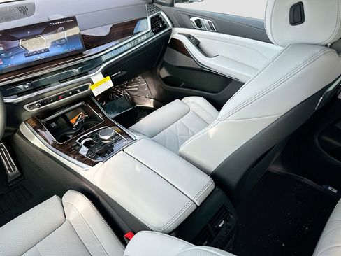 New 2026 BMW X5 sDrive40i w/ M Sport Package image 18