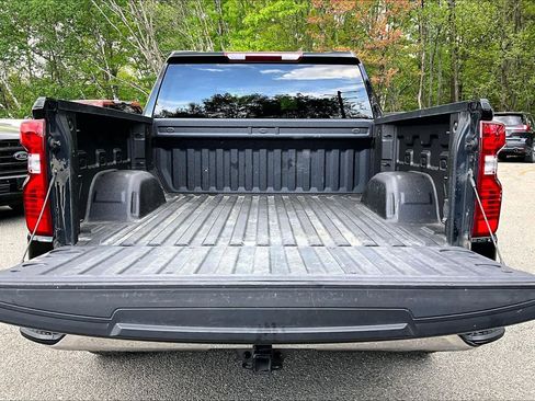 Used 2022 Chevrolet Silverado 1500 LT AWD/4WD image 30