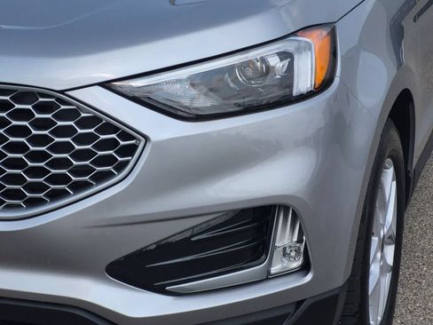Used 2024 Ford Edge SEL w/ Convenience Package AWD/4WD image 11