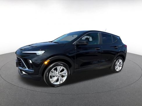 Used 2025 Buick Encore GX Preferred AWD/4WD image 8