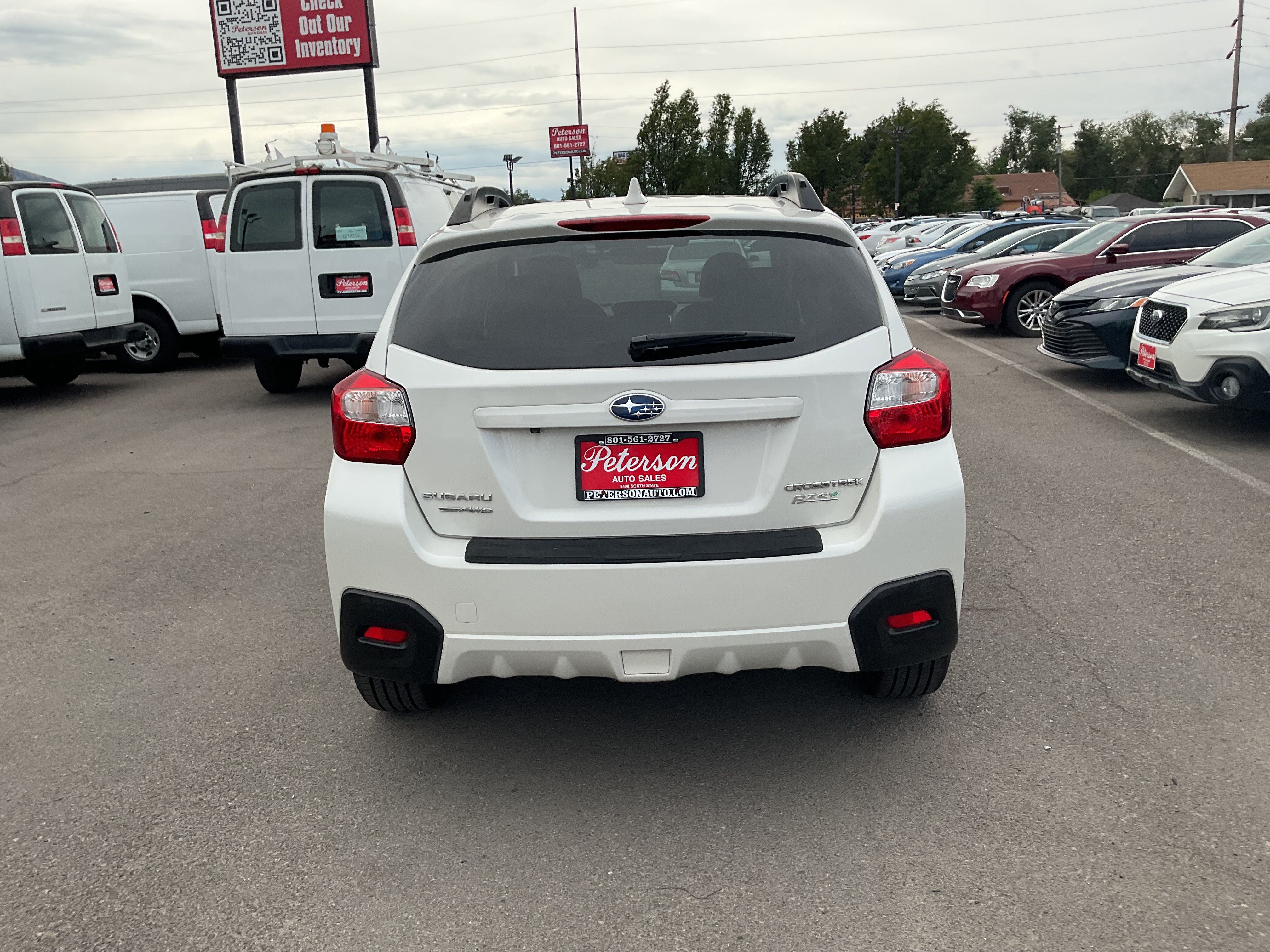 Used 2017 Subaru Crosstrek 2.0i Premium AWD/4WD image 4