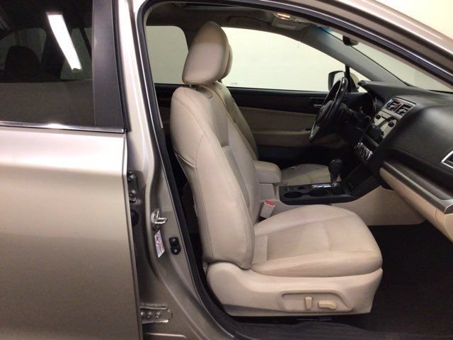 Used 2015 Subaru Outback 2.5i Limited AWD/4WD image 11