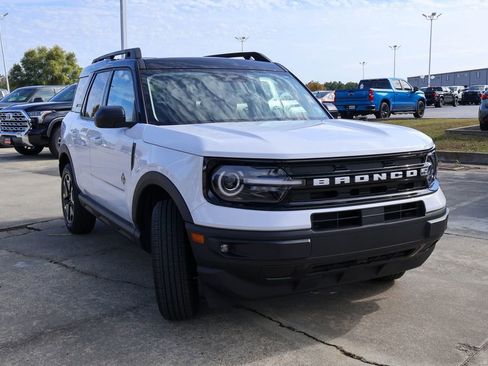 Used 2024 Ford Bronco Sport Outer Banks w/ Tech Package image 23