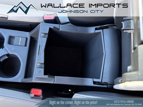 Certified 2025 Subaru Forester Limited image 22