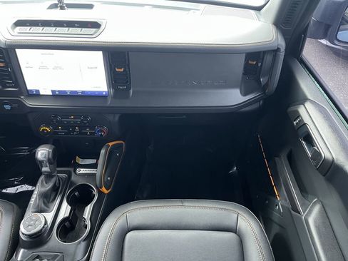 Certified 2024 Ford Bronco Badlands image 17