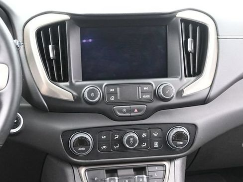 Used 2023 GMC Terrain Denali AWD/4WD image 28