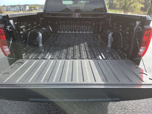 New 2026 GMC Sierra 1500 Pro w/ Graphite Edition AWD/4WD image 18