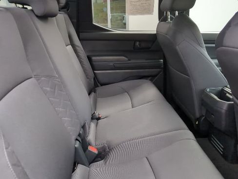 Used 2025 Toyota Tacoma SR5 AWD/4WD image 24