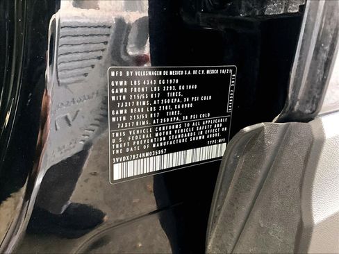 Used 2022 Volkswagen Taos S w/ IQ Drive S Package image 33