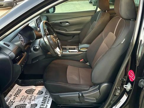 Used 2021 Nissan Sentra SV image 9