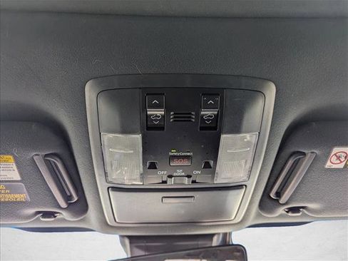 Used 2021 Lexus GX 460 Premium w/ Premium Package image 20