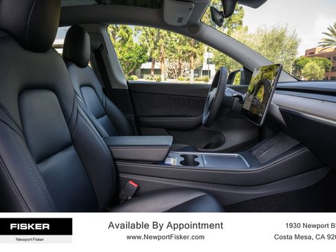 Used 2021 Tesla Model Y Long Range AWD/4WD image 33
