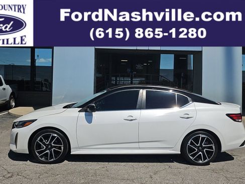 Used 2024 Nissan Sentra SR FWD image 1