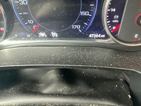 Used 2023 Chevrolet Traverse Premier AWD/4WD image 8