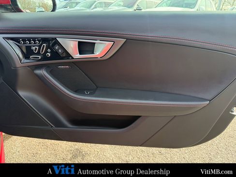 Used 2017 Jaguar F-TYPE R image 23