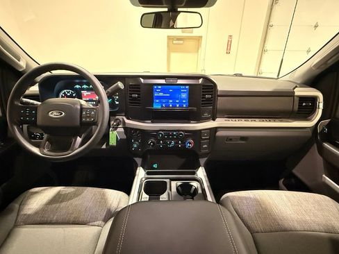 Used 2025 Ford F250 XLT w/ Tremor Off-Road Package AWD/4WD image 28