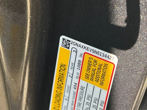 Used 2022 Chevrolet Equinox LT FWD image 32