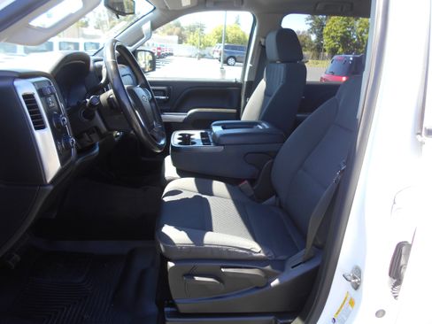 Used 2018 Chevrolet Silverado 2500 LT AWD/4WD image 10
