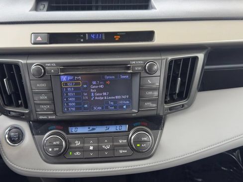 Used 2013 Toyota RAV4 Limited FWD image 21