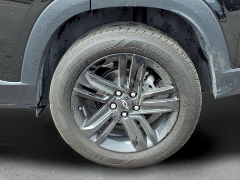 Used 2024 Chevrolet Trax ACTIV FWD image 7