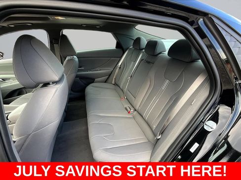 Used 2026 Hyundai Elantra SEL Sport Premium FWD image 25
