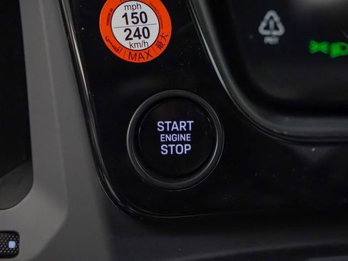 New 2026 Porsche Cayenne S image 25