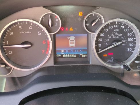 Used 2017 Toyota Tundra SR5 w/ TRD Off Road Package AWD/4WD image 19