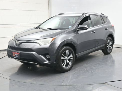 Used 2018 Toyota RAV4 XLE w/ Plus Extra Value Package AWD/4WD image 1