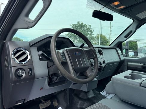 Used 2011 Ford F250 XLT AWD/4WD image 14