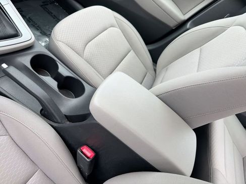 Used 2020 Hyundai Elantra Value Edition w/ Cargo Package (C1) image 23